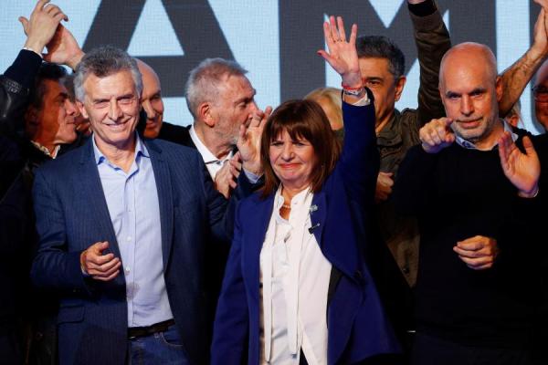 Bullrich se reunió con su equipo para planificar la campaña de cara a las elecciones de octubre