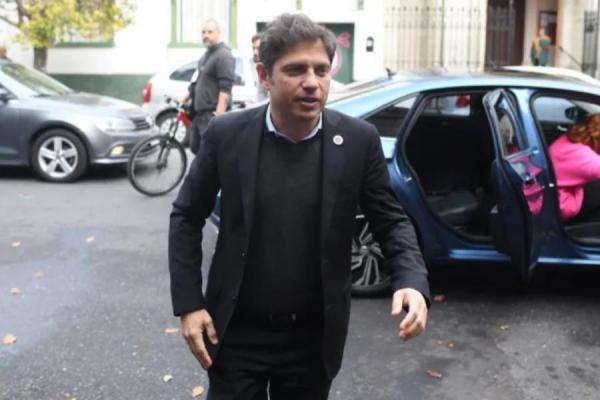 Inundaciones en La Plata: Kicillof habló con Garro y le ofreció los recursos de la Provincia