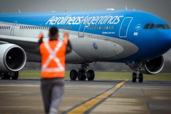 El Frente de Todos obtuvo dictamen de mayoría para el proyecto que blinda Aerolíneas Argentinas