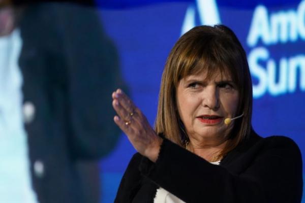 "Estado de sitio": Bullrich atacó al Gobierno por los saqueos organizados y acusó a Milei de "electoralista"