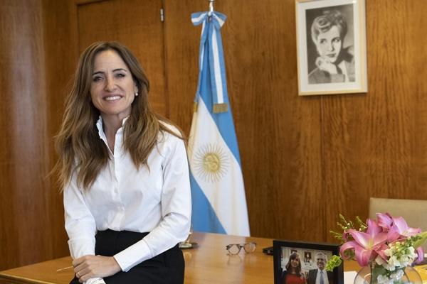 Tolosa Paz brindó detalles del Programa de Fortalecimiento de la Actividad Económica y del Ingreso