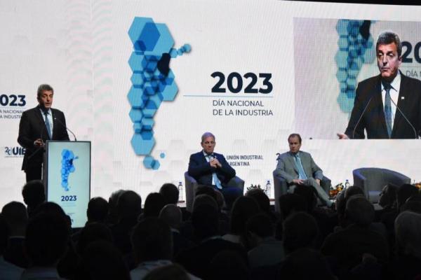 Massa: "Defender nuestra soberanía es defender nuestra industria y su capacidad de generación de empleo"