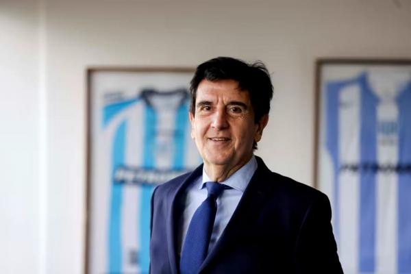 Melconian diferenció su plan económico del de Milei y aseguró que "el equilibrio no se alcanza con motosierra"