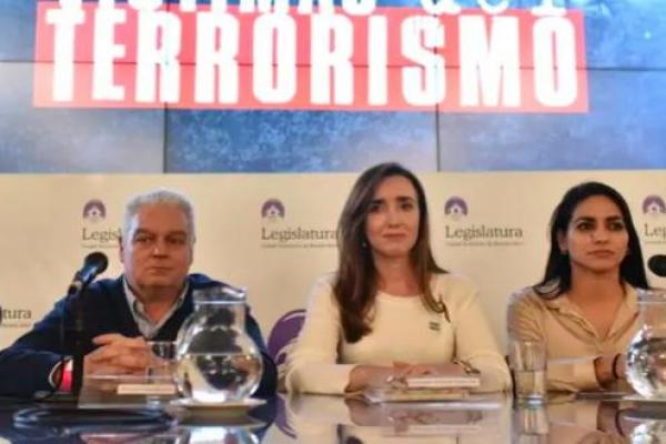 Polémico acto de Victoria Villarruel: "Durante 40 años se silenció a las víctimas del terrorismo"