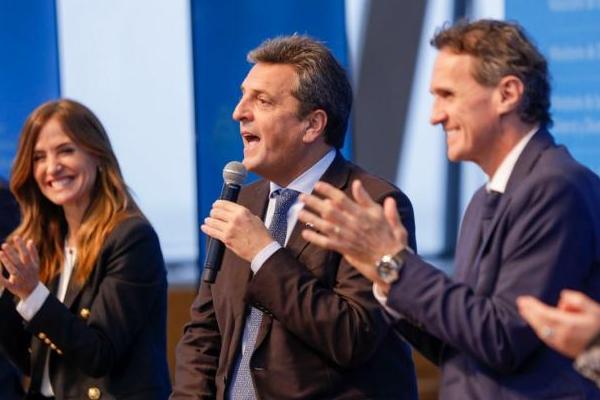 Massa y la advertencia de cara a octubre: "Se juega el modelo productivo contra modelo financiero"