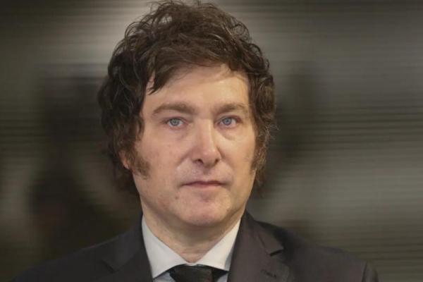 Una prestigiosa revista inglesa asegura que Milei representa "un riesgo para la democracia"