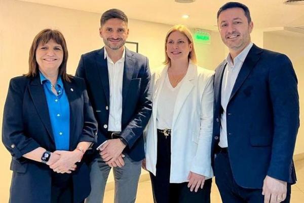 "Llegó el momento de destruir al kirchnerismo": violencia política de Bullrich en el festejo de Pullaro