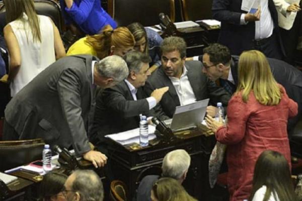 El oficialimo avanza en la modificación de Ganancias a pesar de la oposición de JxC