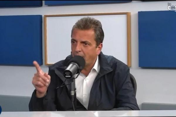 "Traicionero" y "vanidoso": Massa enterró a Macri a través de anécdotas con Biden y De la Sota y el viaje a Davos