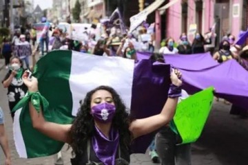 28S: mujeres y diversidades marchan al Congreso bajo la consigna "la libertad es nuestra"