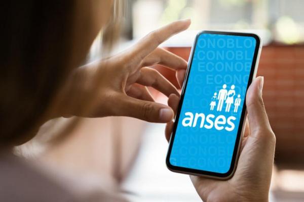 Anses extiende el horario de inscripción al refuerzo para trabajadores informales