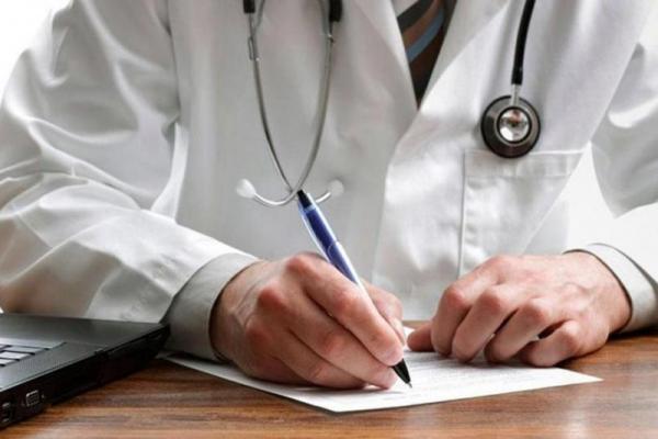 Los médicos cobrarán un adicional de hasta $6.000 en las consultas por obra social y prepaga