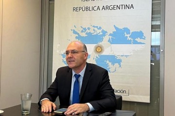 "Es una provocación innecesaria", Guillermo Carmona rechazó la visita del Canciller birtánico a Malvinas