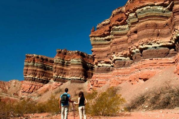 Fin de semana XXL: viajaron 1,5 millones de turistas y gastaron 8,3% más que el año pasado