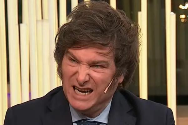 Repudiable: Milei hace campaña con la falta de nafta, insiste en la privatización y no hace referencia a Bornoroni