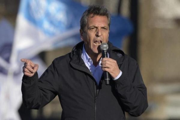 Massa: "La motosierra golpea a la gente y es algo que debemos dejar en claro en los próximos días"