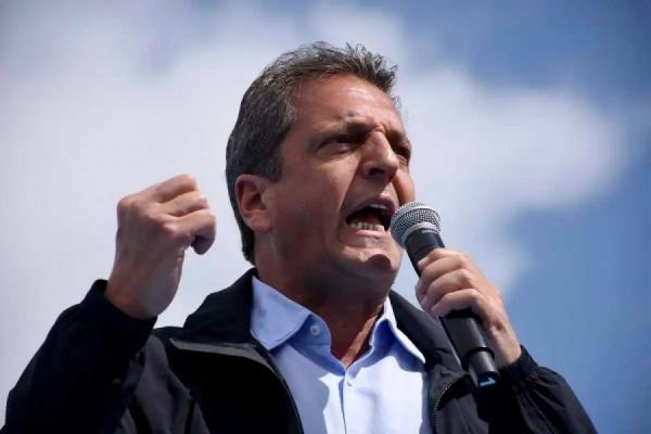 Massa valoró la "industria nacional" y afirmó que "no hay campaña del miedo" desde UP