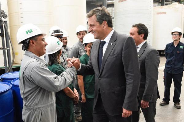 Massa anunció la eliminación de impuestos internos para las pymes a partir de enero del 2024