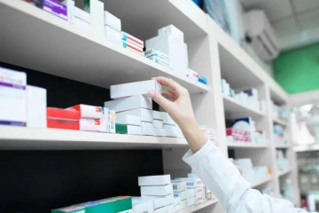 El Gobierno bonaerense resolvió el conflicto con farmacias por la venta de medicamentos con prepagas y obras sociales