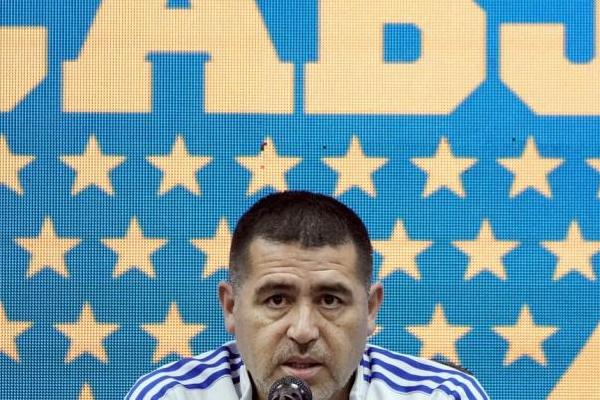 Riquelme contundente contra Macri: "O seguimos siendo un club de fútbol o ser utilizados para hacer política"