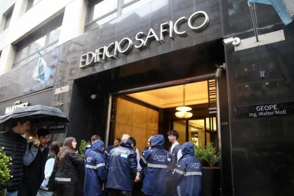 Más allanamientos contra la red delictiva del Croata: operativos en tres cuevas de la City