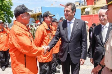 Massa aseguró que las Fuerzas Armadas tendrán "un rol central en la defensa de la soberanía argentina" en su gobierno