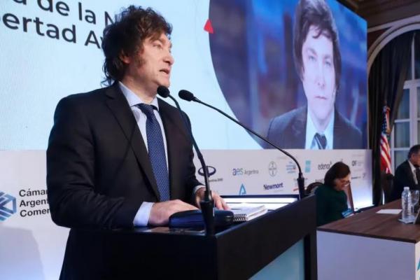 A días del balotaje, Milei habló ante el círculo rojo: "Los empresarios deberían ser reconocidos como héroes"