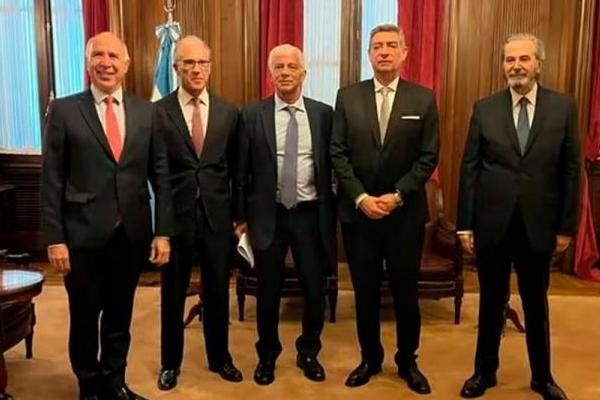 Cúneo Libarona se reunió con integrantes de la Corte