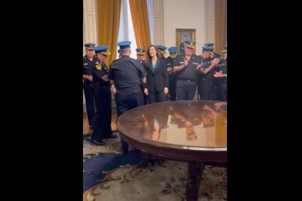 Victoria Villarruel visitó el Departamento Central de la Policía Federal