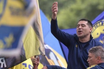 "Macri tiene miedo", el grito de miles de hinchas xeneizes que marcharon junto a Riquelme para pedir las elecciones en Boca
