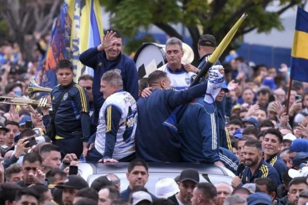 "No podemos dejar que intervengan el club": contundente mensaje de Riquelme sobre el plan de Macri para Boca