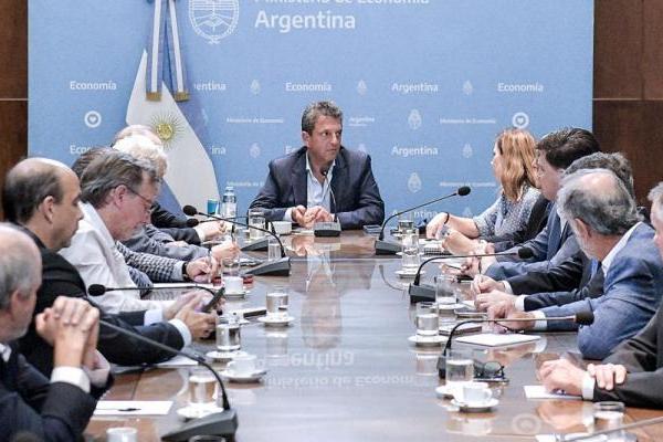 El gobierno saliente aseguró que cuenta con fondos para financiar los pagos de diciembre