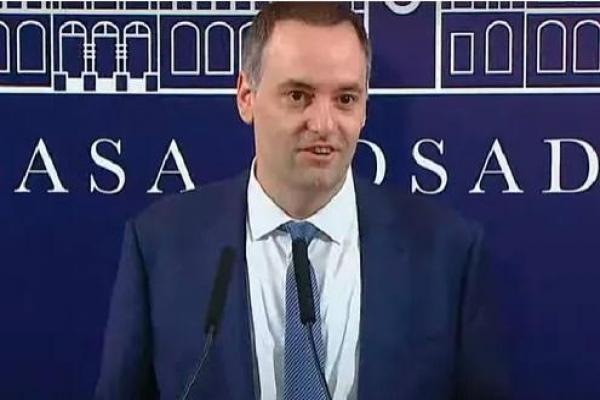 Caputo anunciará este martes las primeras medidas económicas de Milei tras las demoras