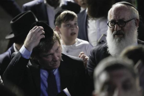 Milei no va a Olivos y sigue en el Libertador: riesgo de dádivas de empresario aportante y beneficiado por el DNU