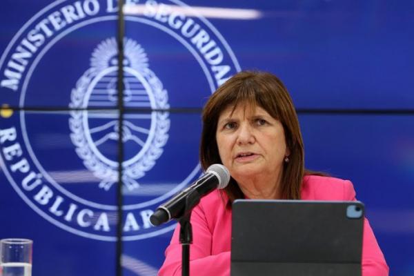 Bullrich advirtió que buscarán que la CGT pague por los daños en comercios durante la movilización
