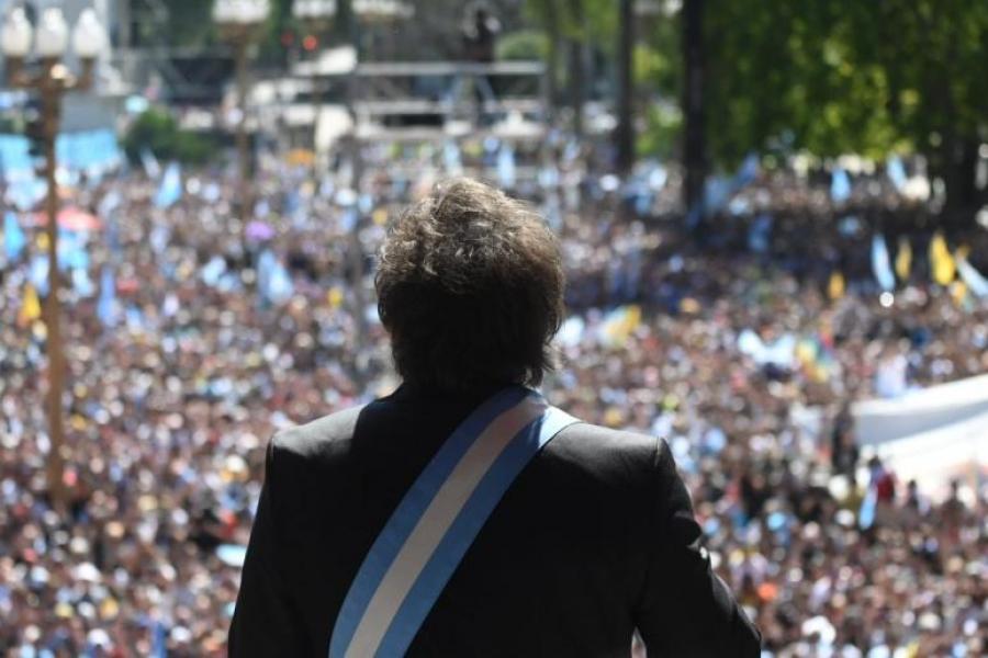 Vientos de cambio, ajuste y regresión: la economía de Milei en el 2024