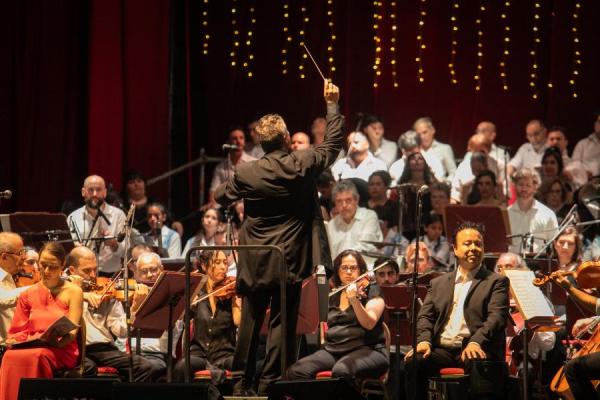 30 mil vecinas y vecinos disfrutaron del emblemático Concierto a Cielo Abierto de La Matanza