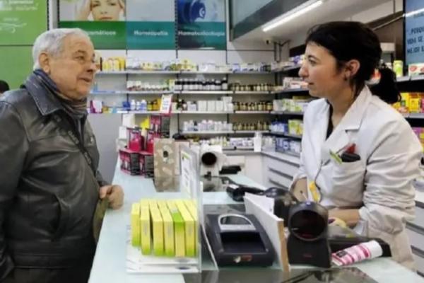 Grave: los medicamentos aumentaron casi 100 puntos por encima de la inflación en 2023