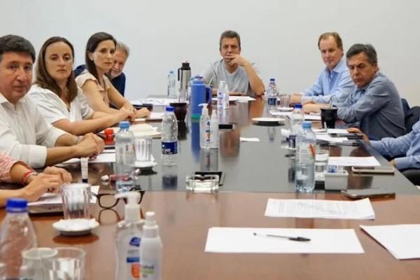 El massismo criticó al Gobierno por la suba de retenciones