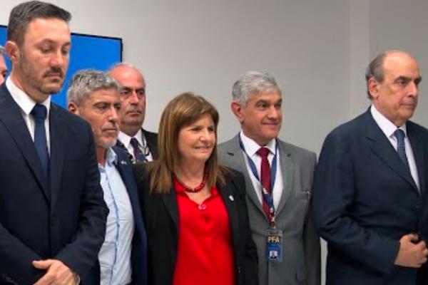 Deportaron a la familia de "Fito" Macías a Ecuador