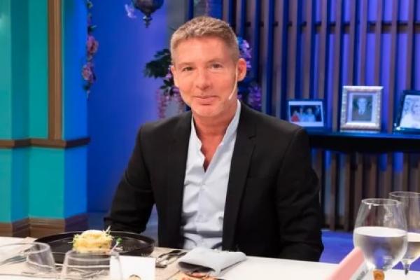 "Espero que la Ley Ómnibus no salga": Adrián Suar cuestionó a Javier Milei en lo Mirtha Legrand