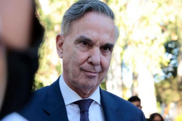 Pichetto cruzó a Caputo por amenazar a provincias con recortes: "Tiene que dejar de apretar a los gobernadores"