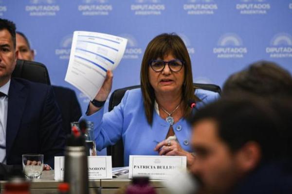 Bullrich sobre la Ley Ómnibus: presionó al Congreso y pidió un "esfuerzo compartido" a las provincias"