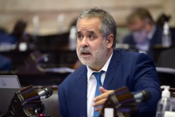 Para "Topo" Rodríguez, "no hay forma de aplicar el ajuste brutal que propone Milei, si no es con represión"