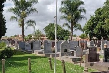 Vandalizaron las tumbas de Carlos Menem y su hijo en el cementerio islámico de La Matanza