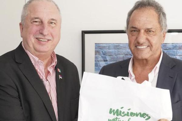 Mientras Milei se pelea con gobernadores, Scioli recorre las provincias: se reunió con Passalacqua