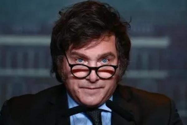 Polémico: el like de Milei a una publicación que propone arancelar algunas carreras universitarias