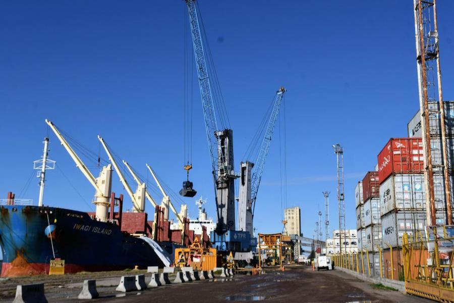 ATE anunció paro de 48 horas en puertos, aeropuertos y aduanas por amenazas de despidos