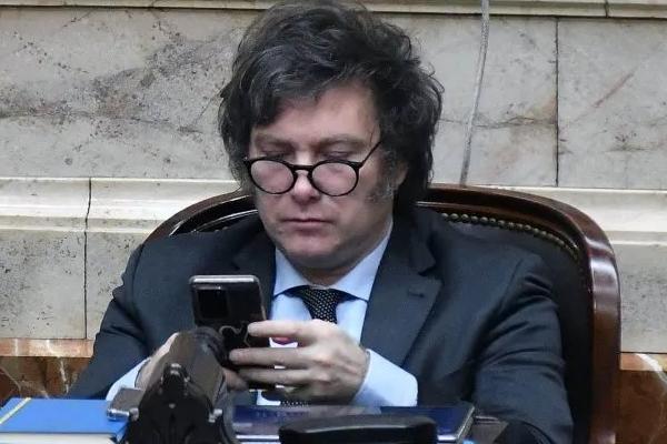 Milei compartió en redes un mensaje que cuestiona la cifra de desaparecidos