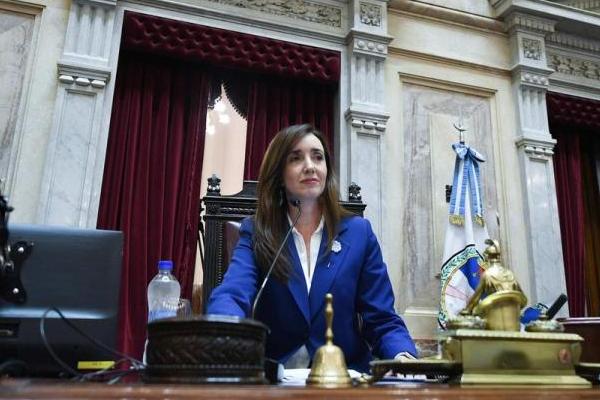 "A mano alzada y sin debate": los senadores se aumentaron el sueldo de 1,7 millones de pesos a 4.000.000